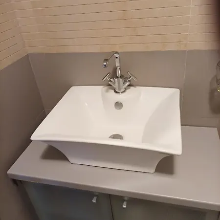 Апартамент Detelina *