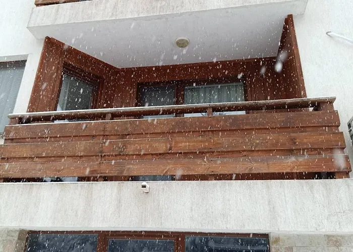 Апартамент Detelina